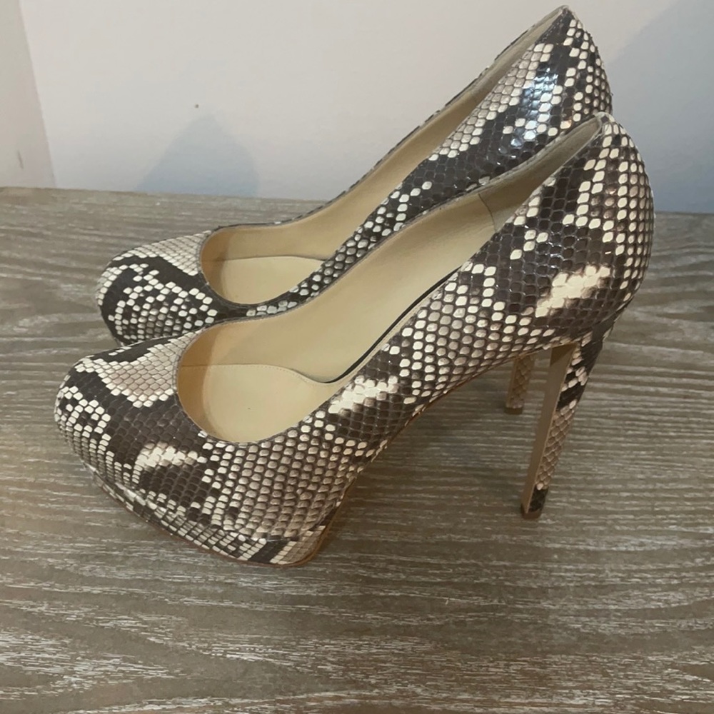 Alexandre Birman Snakeskin platform Heel size 9/39